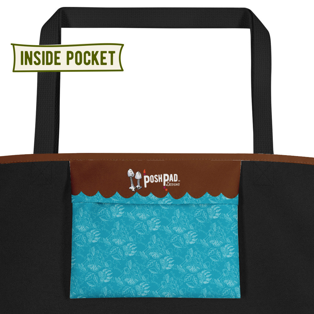 Inside pocket of the white mushroom tote.
